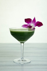 Salad cocktail made with  bitter gourd, kale and capsicum