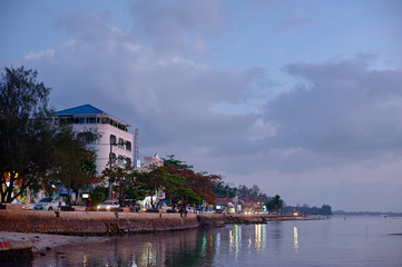 Obraz premium Beautiful sunset landscape. Samui coastline at the twilight of the day.