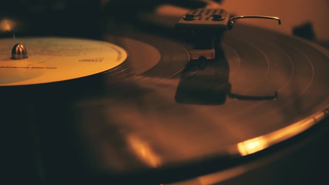 Endless Looping Video Of Vinyl Spinning On Record Player With Old Vintage Look