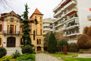 Fototapeta na wymiar Thessaloniki, Greece - February 13 2020: city architecture, streets, houses, balconies