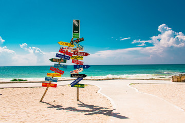 Un d&iacute;a soleado de primavera en el caribe mexicano