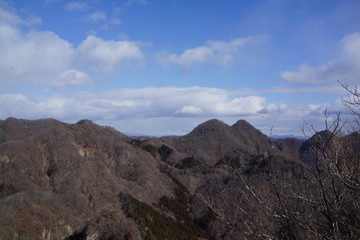 立岩