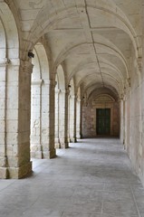 Obraz premium cloître dans un monastère