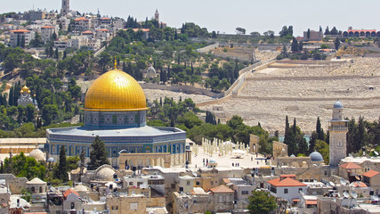Fototapeta premium Panorama overlooking the Old city of Jerusalem timelapse, Israel, including the Dome of the Rock