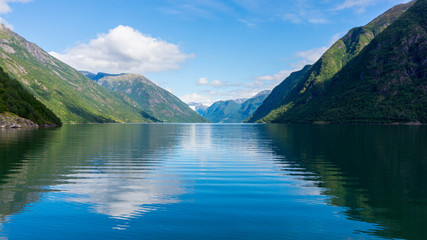 Naklejka na ściany i meble fjord Hardanger - Norway