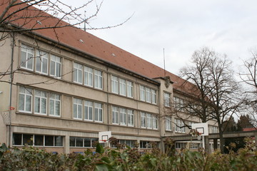 Schulgebäude, Schulhaus, Schule