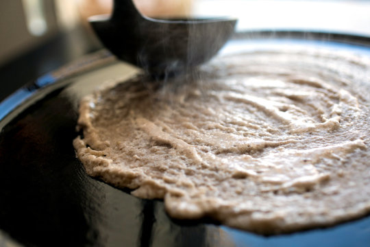 Selective focus of preparing dosa