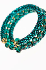 Jewelry made of Japanese pearls. beaded necklace. set of beads.Swarovski stones. emerald color. emerald beads