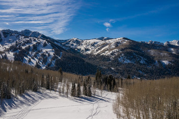 Vue a&eacute;rienne panoramique de Alta enneig&eacute;, &agrave; Salt Lake City