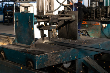 machine metal with spark