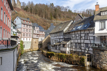 Fototapeta na wymiar Half-timbered houses along the rur river in Monschau,