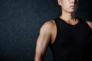 ワークアウト　男性　筋トレ