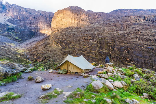 Barranco Camp. View from the Lemosho trail, the most scenic trail on mount Kilimanjaro, Tanzania