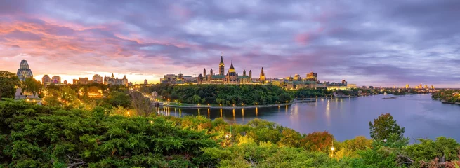 Afwasbaar Fotobehang Canada Parliament Hill in Ottawa, Ontario, Canada