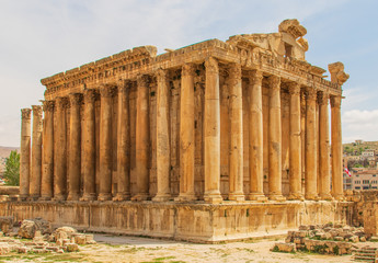 Obraz premium Baalbek, Lebanon - place of two of the largest and grandest Roman temple ruins, the Unesco World Heritage Site of Baalbek is a main attractions of Lebanon. Here in particular the Temple of Bacchus