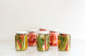 ミックスピクルスとイチゴのコンポート