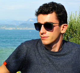 jeune homme cool