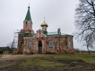 Fototapeta na wymiar landscape with an old Orthodox church