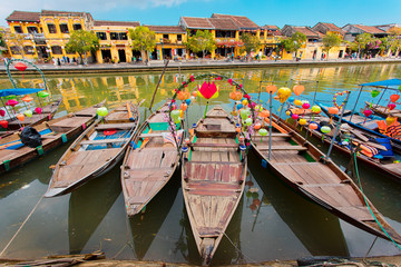 Fototapeta na wymiar Hoi An boats on the river Vietnam 