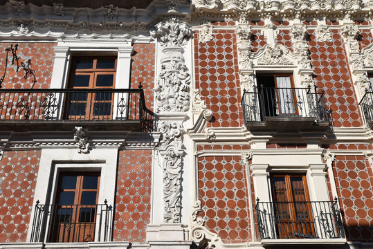 Fa&ccedil;ade mexicaine stuc et azuleros, Mexique