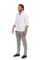 Fototapeta premium Elegant Man Standing And Looking Away