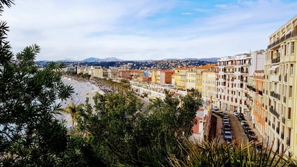 Fototapeta na wymiar view of the promenade of Nice from the top