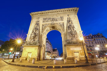 Fototapeta na wymiar Porte Saint-Denis is a Parisian monument located in the 10th arrondissement of Paris, France.