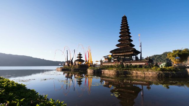 Timelapse of the temple complex Pura Ulun Danu Beratan, at the edge of Lake Bratan. It is a a major Hindu Shaivite water temple on Bali, Indonesia