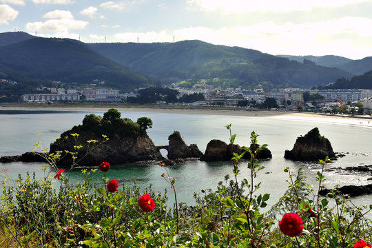 Os Castelos rocks on the beach of Seiramar, between Covas a Sacido, in Viveiro, Lugo, Galicia. Spain. Europe. October 05, 2019