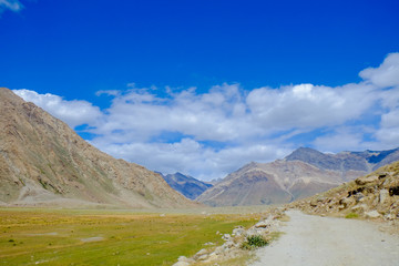 インドのラダック地方から陸の孤島と言われるザンスカールまでバイクでツーリングした時の風景　