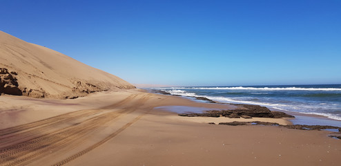 Fototapeta na wymiar Driving along the Namib Desert, Sandwich Harbour and Atlantic Ocean