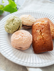 フィナンシェとマカロン