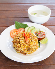 Kua Kling, Thai fried rice with yellow curry and minced pork