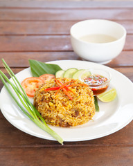 Kua Kling, Thai fried rice with yellow curry and minced pork