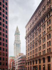 Fototapeta na wymiar Custom House Tower on State Street in downtown Boston