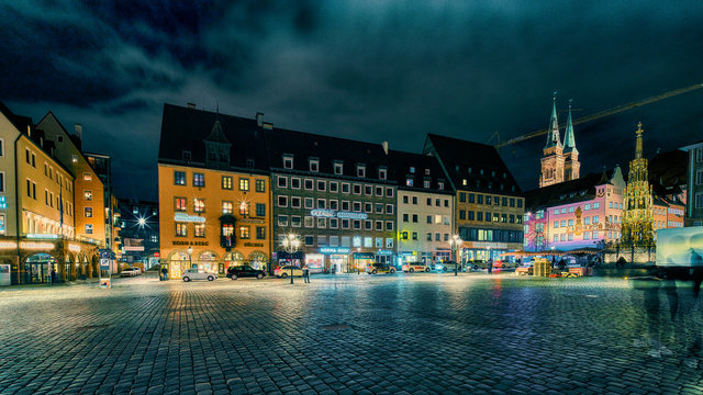 Nürnberg bei Nacht SW, Kirche, Nuernberg, Hauptmarkt, Hauptmarkt Nuernberg