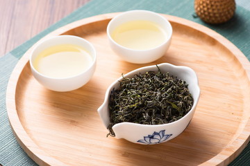Organic green tea has a health preserving function. It's a hot drink that Oriental and Asian people like very much. It is also called Chinese tea
