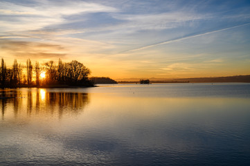 Fototapeta premium Sonnenaufgang über dem Bodensee