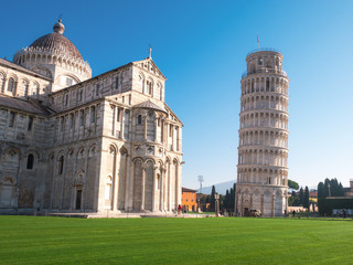 leaning tower of pisa