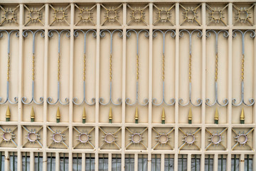 Pattern of the garage door into the house