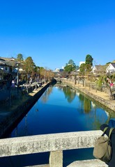 Fototapeta na wymiar iconic canals of Kurashiki, traditional town Japan