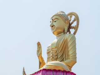 statue of buddha