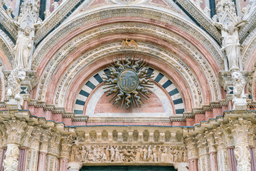 Obraz premium Detail from the main facade of the Duomo of Siena, Tuscany, Italy.
