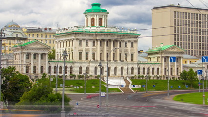 Obraz premium the old building of State Russian library, historical building famous as Pashkov House timelapse, Moscow, Russia