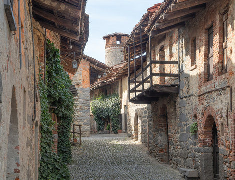 Ricetto di Candelo, old cobblestone street of the fortified medieval village. Piedmont - Italy
