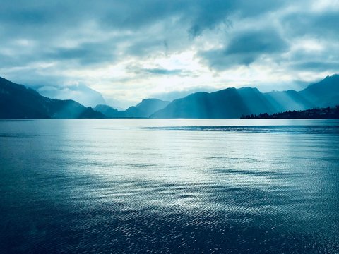 Morgen am Vierwaldst&auml;tter See