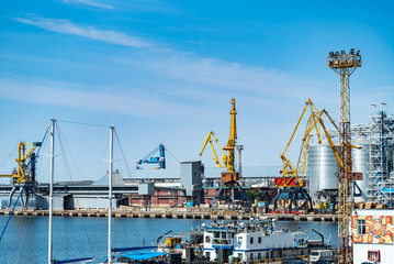 Fototapeta na wymiar Cargo sea port. Sea cargo cranes. Sea delivery concept. Selective focus.