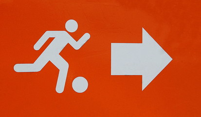 Sinal de direcção á direita para o futebol