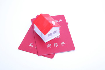 Divorce certificate and house model