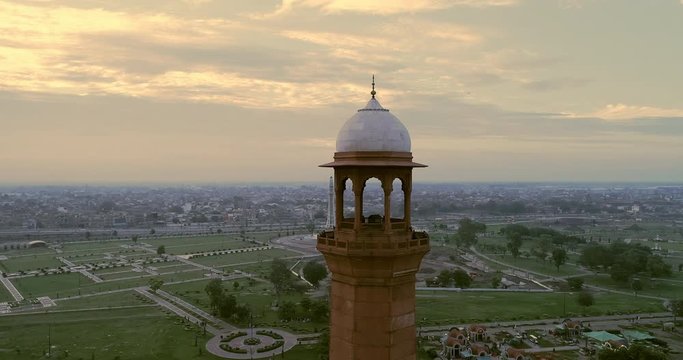 Landmark Emperor's Mosque Badshahi masjid in Lahore, Pakistan